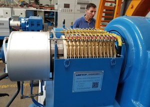 The inspection of Φ630 6+12+18 rigid frame strander